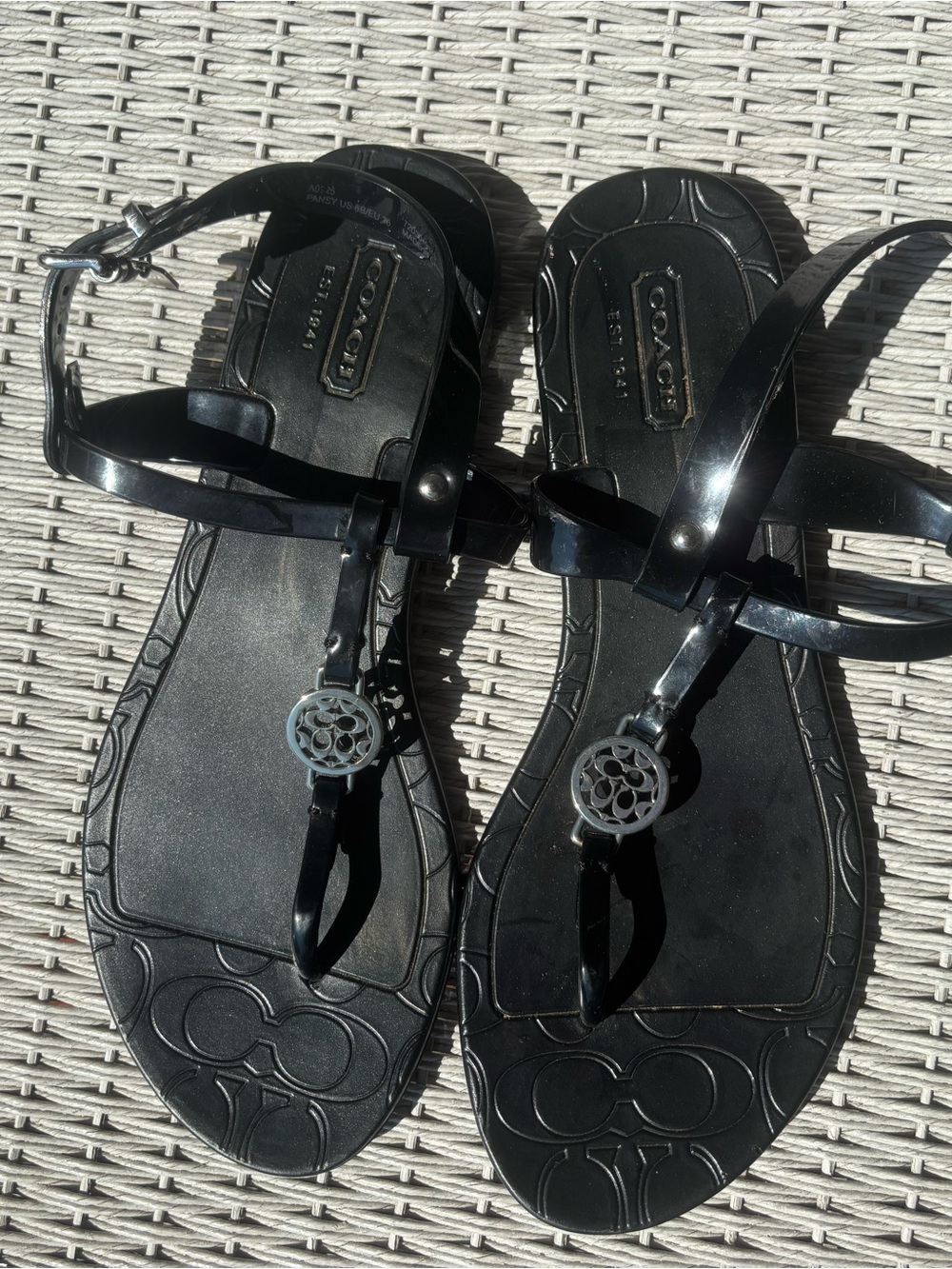 Coach Women's Black Jelly T-Strap Sandals size 7